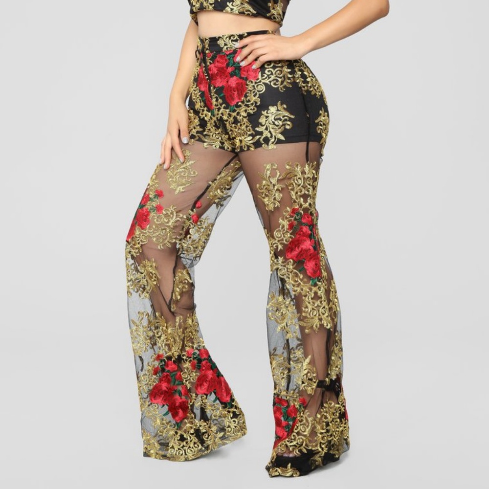 Nwt Rose Embroidery Set - Picture 3 of 4